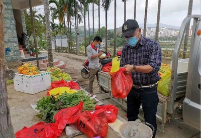 海南五指山市 驻村干部巧搭桥 农产品销售显成效